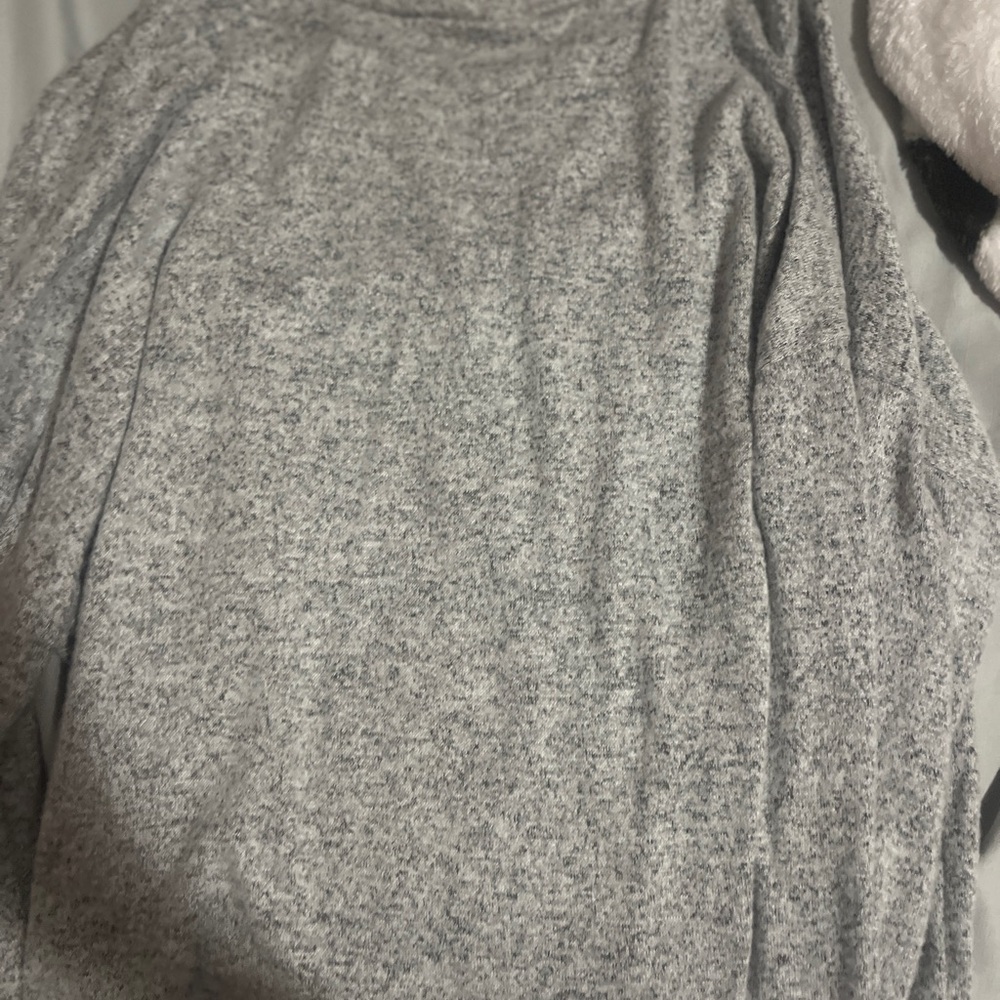 Top - Picture 2 of 2